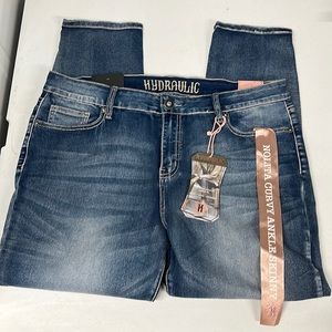 Hydraulic skinny jeans